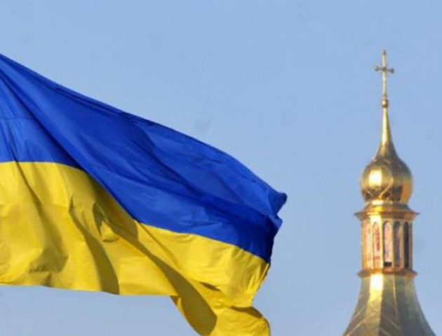 На Маневиччині селяни хочуть перейти в нову церкву, а священик - проти
