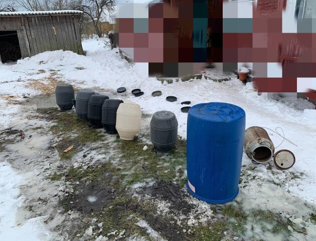 У громаді на Волині поліцейський офіцер ліквідував «самогону точку». ФОТО