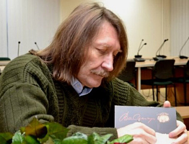 «Золотий хрін». Волинський письменник отримав антипремію за найгірший опис сексу