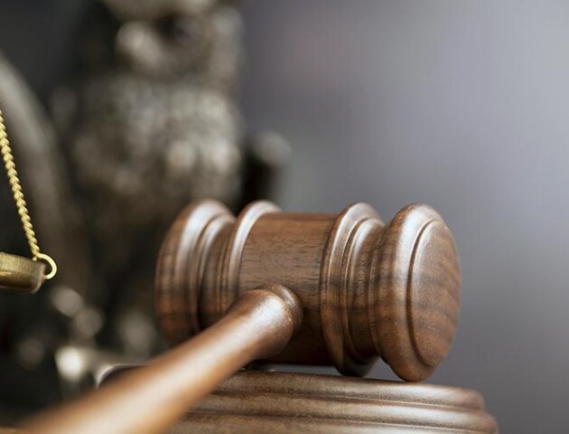 Суд конфіскував у луцького поліцейського квартиру та землю через хабар