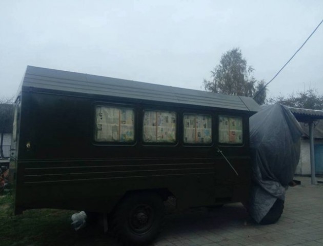 Волинянин передав на передову пересувний стоматологічний кабінет. ВІДЕО