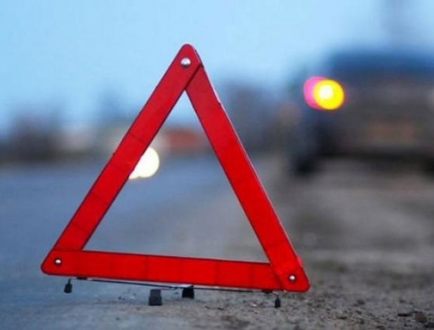 На Волині водій «BMW» збив школярку