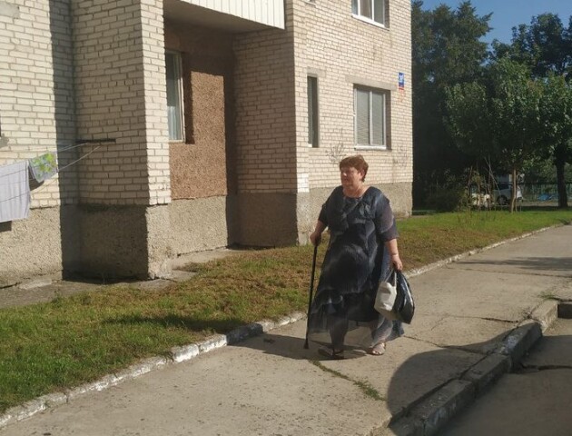 У луцькій багатоповерхівці майже рік не працює ліфт
