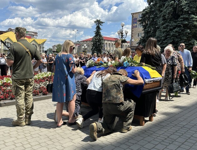 На Волині попрощалися з 25-річним Героєм Владиславом Саковським
