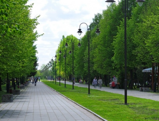 При вході у Центральний парк хочуть облаштувати літню естраду