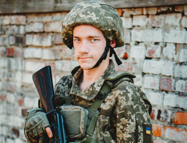 «Ти мені ніхто»: 21-річний захисник розказав, що його ранить