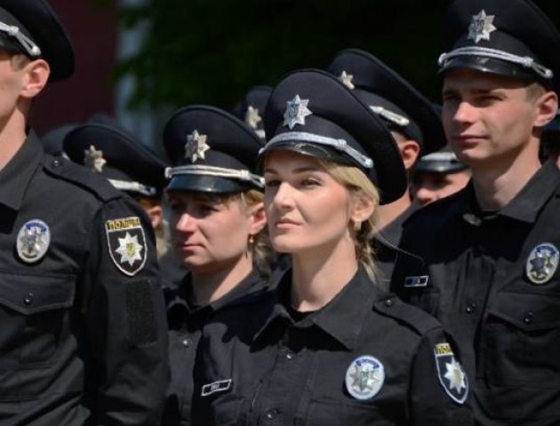 У новорічну ніч в Луцьку працюватиме майже сотня поліцейських