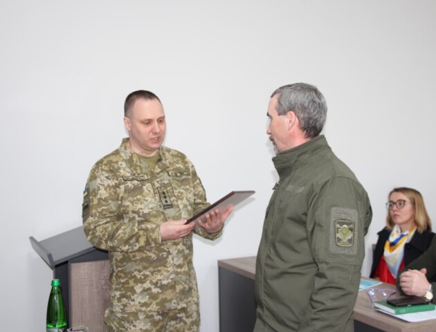 Волинянин здав прикордонникам підозрілого юнака