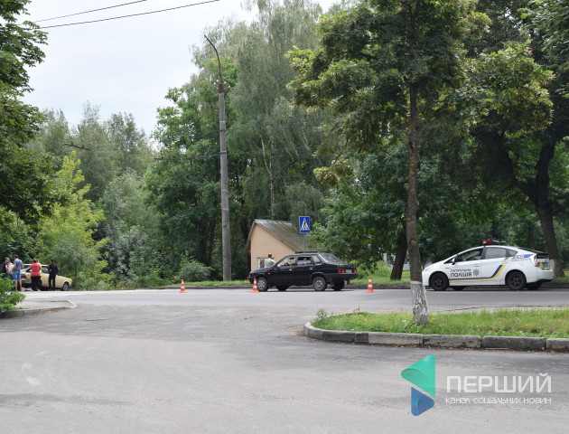 У Луцьку зіткнулись дві автівки. ФОТО