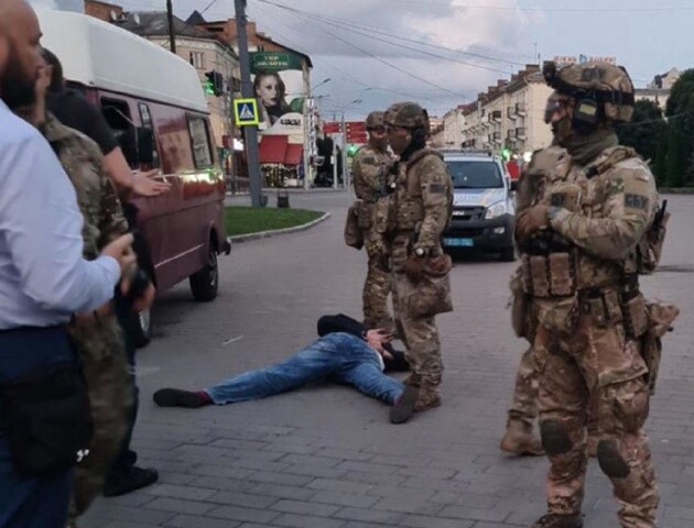 Луцький терорист здався. Заручників звільнили