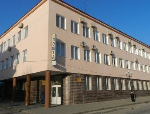 У Луцьку зняли незаконну рекламу магазину Rozetka