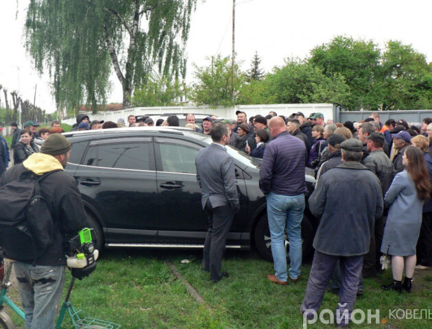 Ковельські залізничники влаштували страйк. Керівника з Києва не пустили в депо