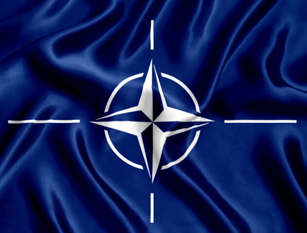 Україна подає заявку на вступ до НАТО