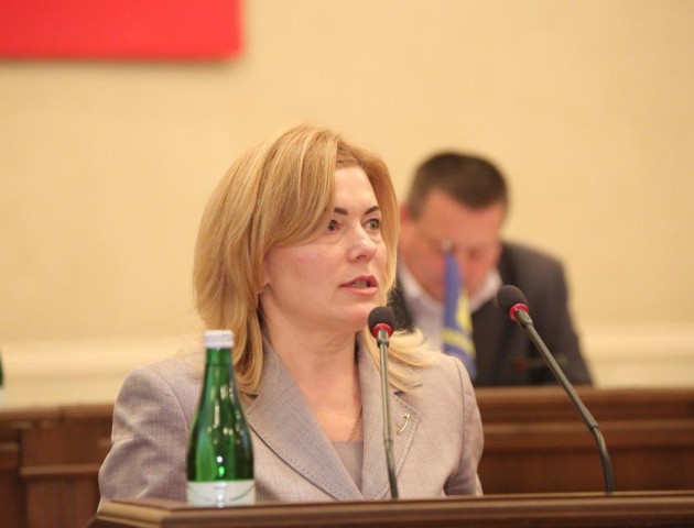 У ДФС пояснили, чому не можуть контролювати продаж контрафактного алкоголю