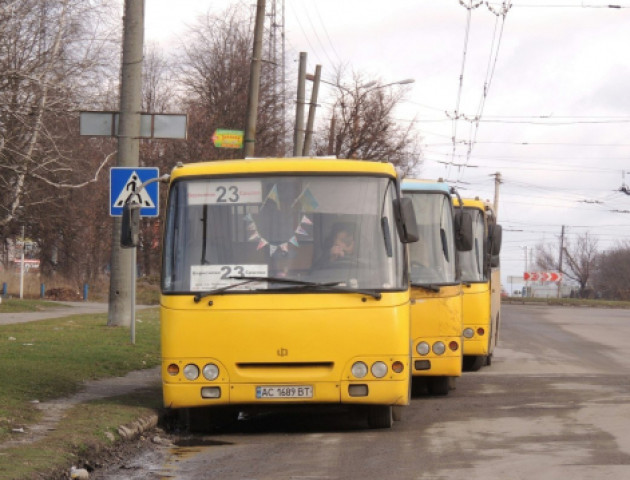 Вартість збільшилась, а якість - ні: лучани нарікають на міський транспорт