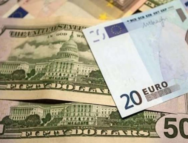 Курс валют на 20 листопада: євро стрімко дорожчає, долар – майже незмінний