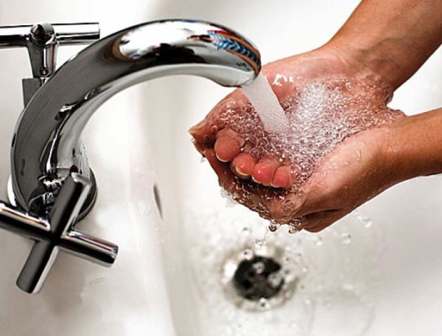 У ДКП «Луцьктепло» розповіли, де у місті включили гарячу воду