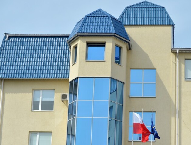 У Луцьку тимчасово не працюватиме Генеральне консульство Польщі