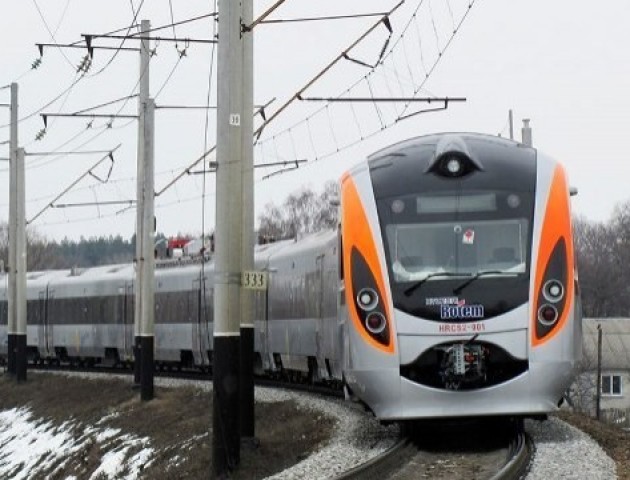 Потяг «Ковель – Львів» тимчасово змінить графік руху