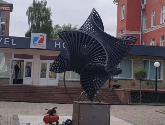 Півмільйона за врятоване життя. Ковельській лікарні пацієнт зробив дивний подарунок