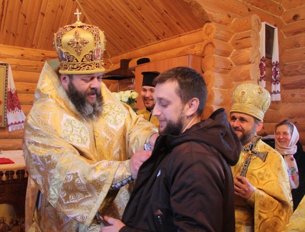 Михаїл відзначив хлопців-героїв, які врятували дідуся, що у Луцьку кидався з мосту