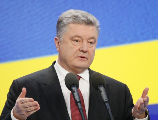Порошенко розповів про майбутнє волинського монастиря, куди їздить молитися Медведчук