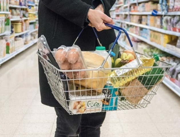 Оборот роздрібної торгівлі в Україні зріс