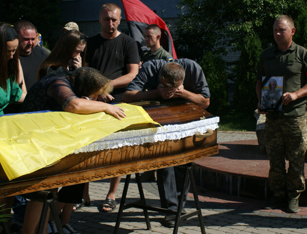 У Рожищі провели в останню дорогу загиблого воїна Юрія Франка
