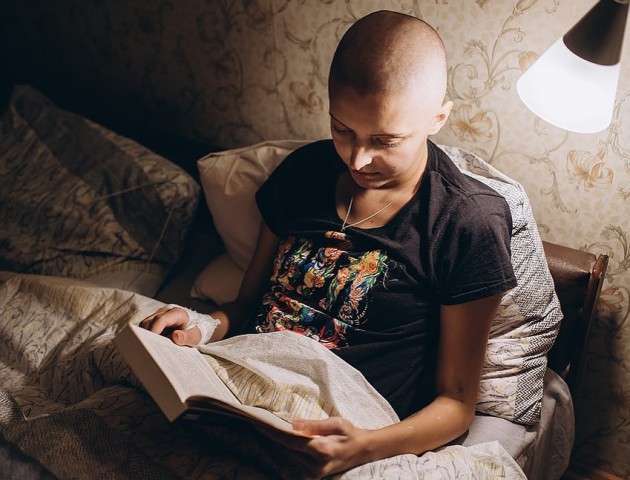 «Ліжко стало кращим другом», - онкохвора лучанка Мар'яна Пархом'юк