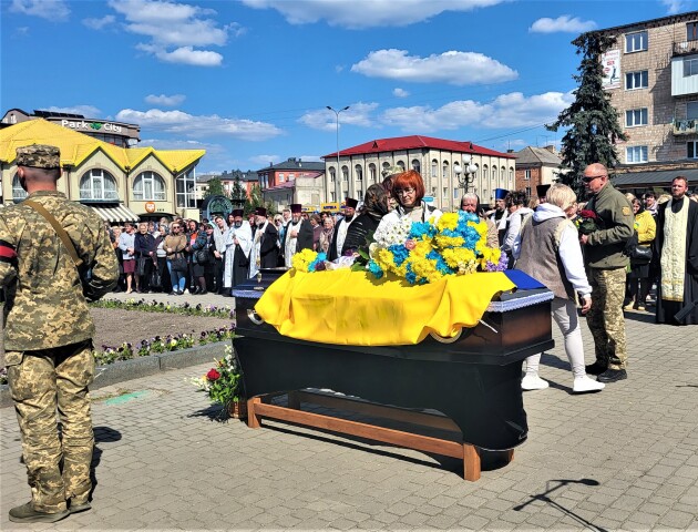 У Ковелі провели в останню дорогу полеглого 46-річного Героя Сергія Кашубу