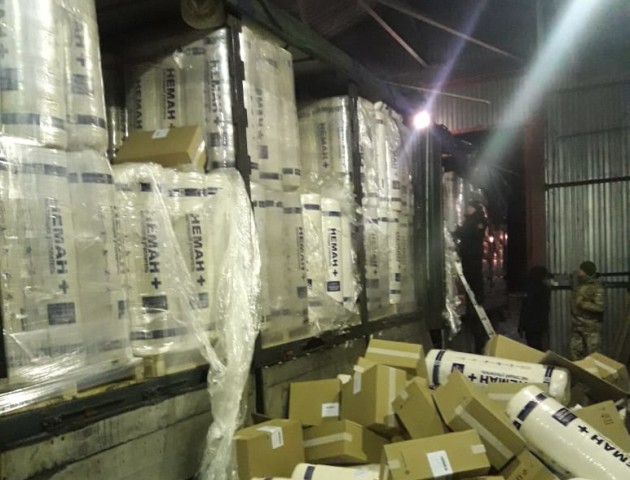 На Волині затримали контрабандиста з цигарками на 1,5 мільйона гривень. ФОТО, ВІДЕО