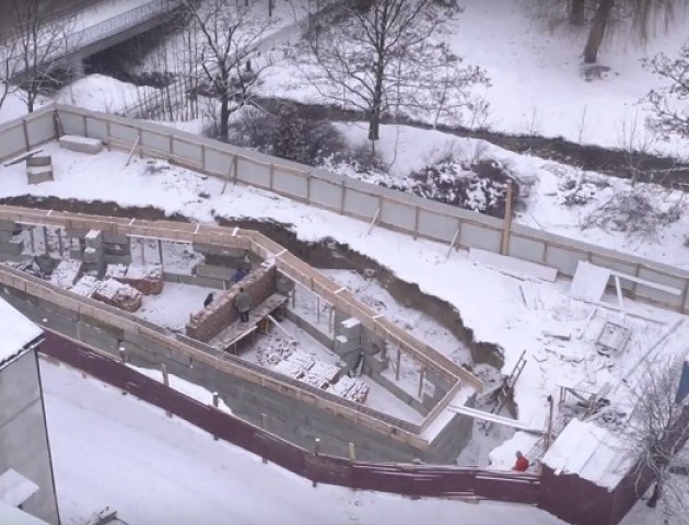 Скандали на проспекті Відродження продовжуються. ВІДЕО