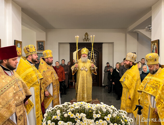 Митрополит Павло (Паша Мерседес) відслужив літургію у луцькому храмі