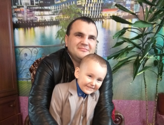 Волинянину, у якого виявили рак крові, терміново потрібна допомога