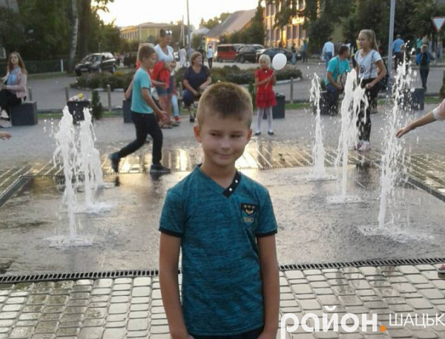 Раптово стало погано і впав у кому: просять допомогти вилікувати маленького волинянина