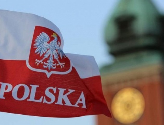 З МЗС Польщі звільнять всіх, хто вчився в Росії