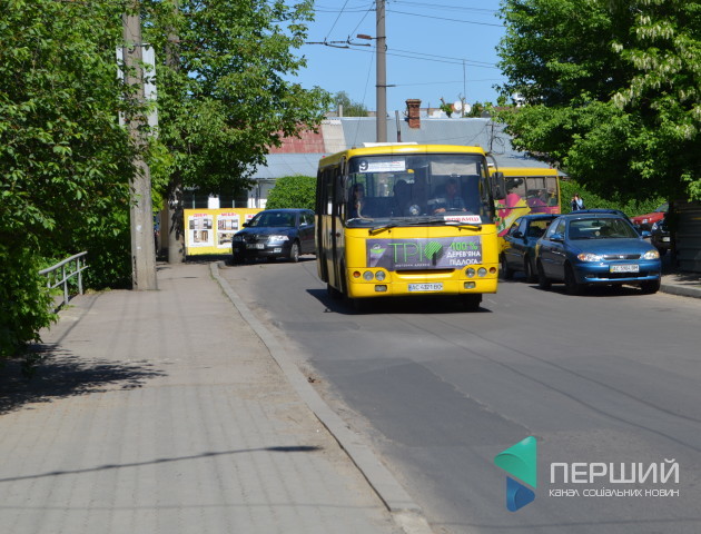 Лучани активно голосують проти підняття тарифу в міських маршрутках