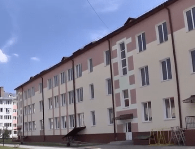 27-му школу у Луцьку таки добудували. ВІДЕО