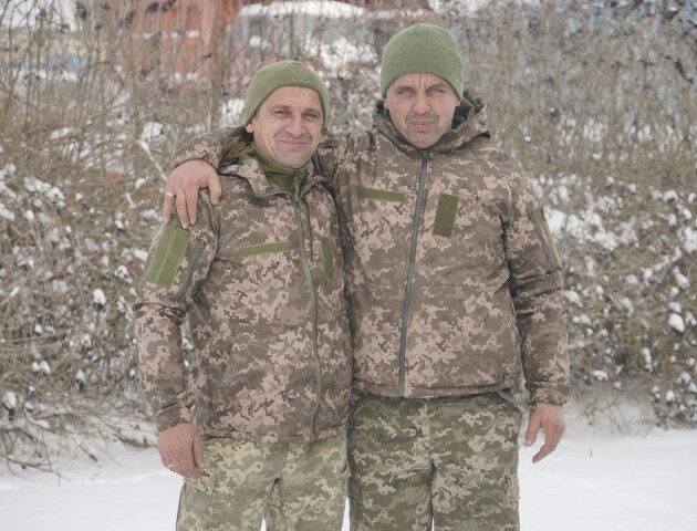 «Говоримо мамі, що на заробітках у Польщі», - два рідні брати з Волині служать в автороті