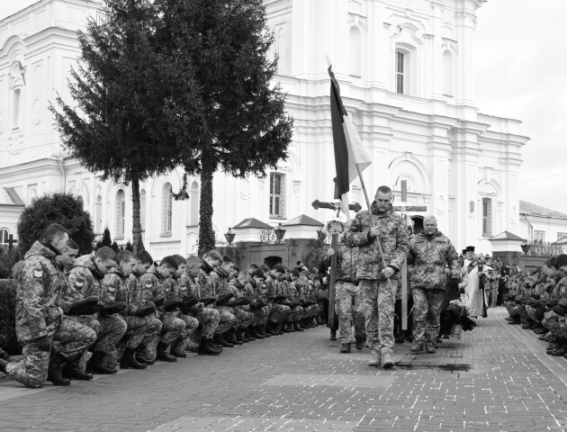 У Луцьку провели в останню дорогу двох полеглих за Україну Захисників. ФОТО