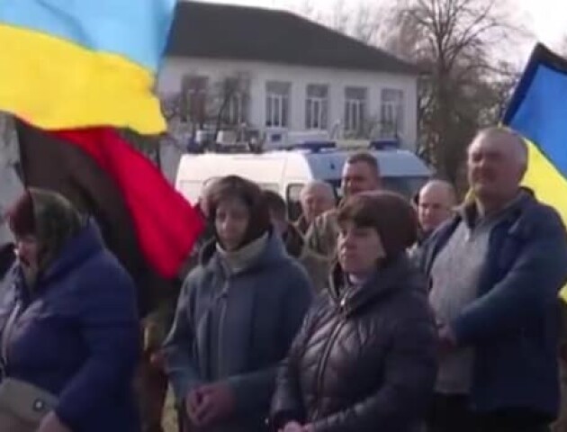 Доросиніська громада попрощалася із померлим воїном Василем Мелінчуком