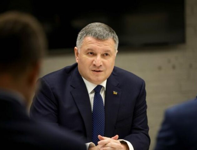 Україна таки забороняє в'їзд іноземцям та жителям тимчасово окупованих територій