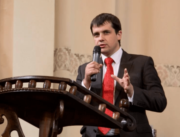 Директора волинського фонду, якого підозрюють в сприянні ухилянтам, відправили під домашній арешт