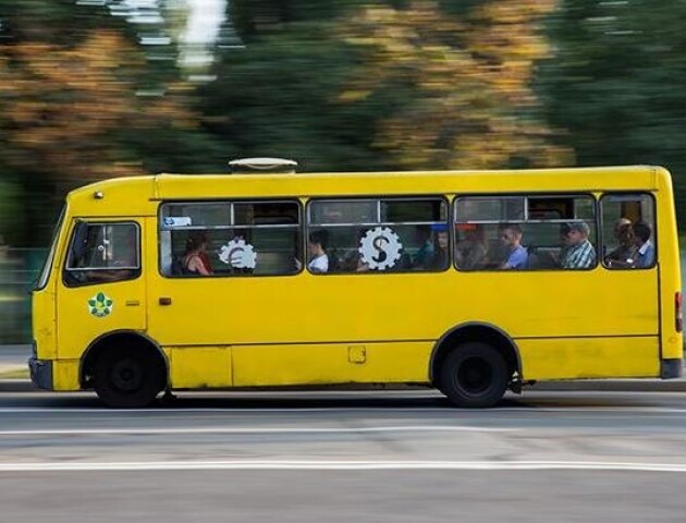 Волинських перевізників просять не допускати звучання «російської попси» в маршрутках