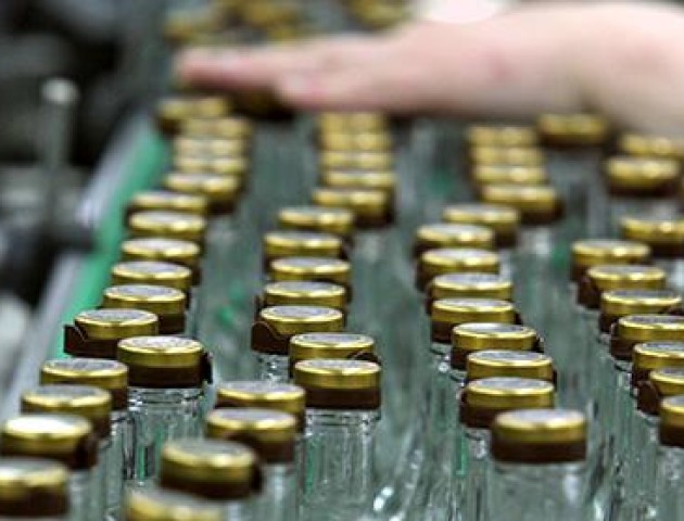 Протягом листопада волинські фіскали виявили 32 порушення у сфері продажу алкоголю та цигарок