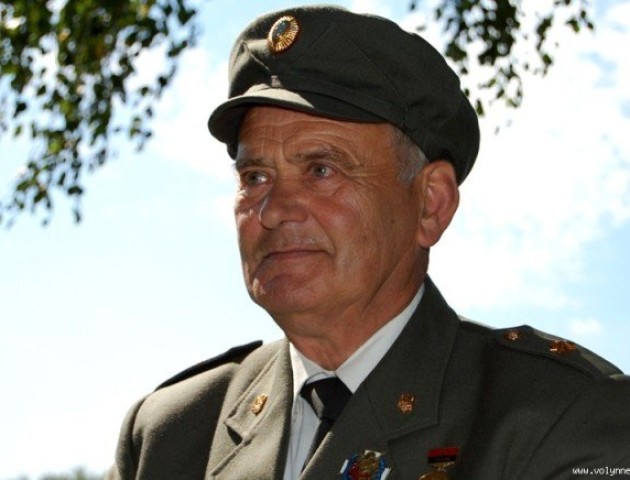 Історія дня на Першому: кого вітати 18 квітня