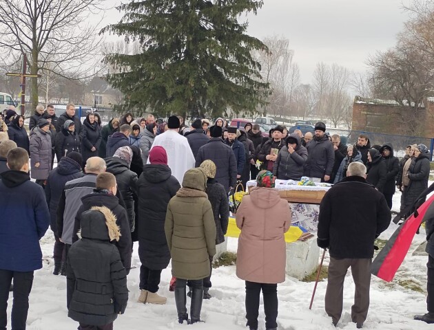 У Копачівській громаді попрощалися із загиблим Героєм