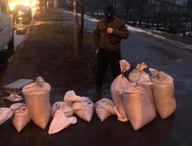 На Волині вилучили бурштин вартістю понад пів мільйона гривень