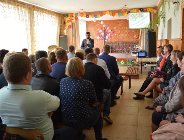 У сільській школі на Волині замінили старі вікна на енергоощадні