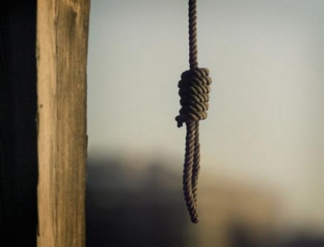 На Волині повісився чоловік